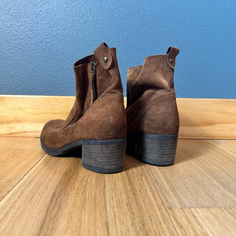 Maliparmi Italian made Brown Suede Ankle Boots Size 39